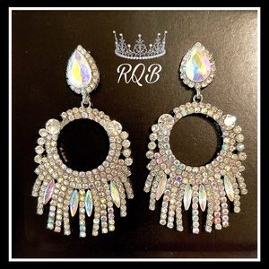 Front Faced Hoops Clear and Auroura Crystal